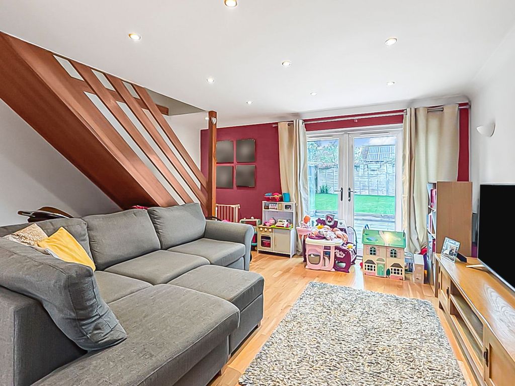 Property photo 3 of 13