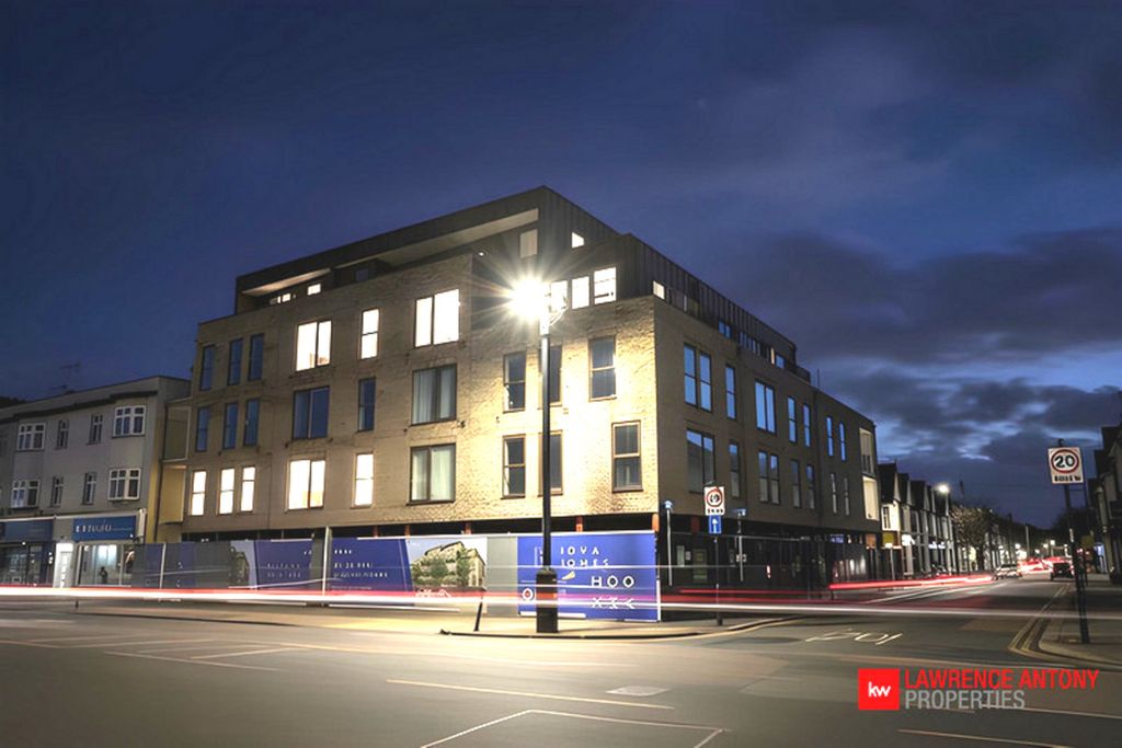 Property photo 1 of 38