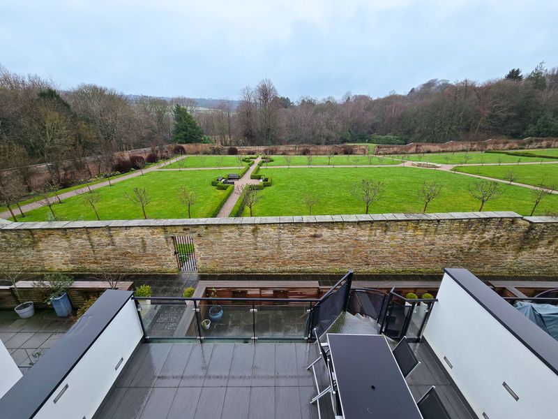 Property photo 2 of 16 Outlook