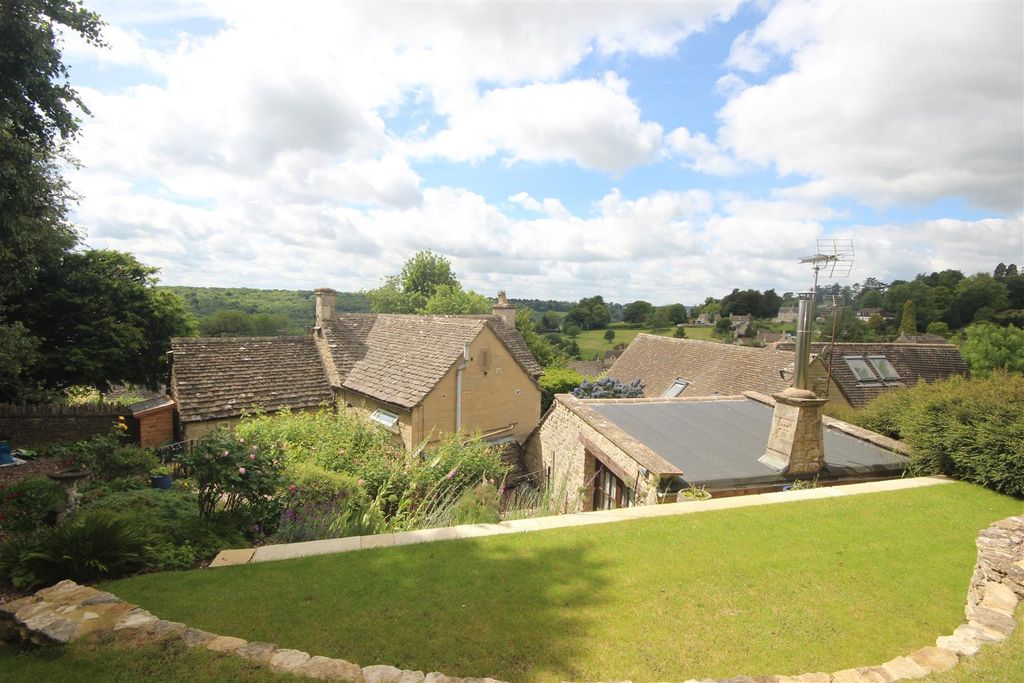 Property photo 2 of 16