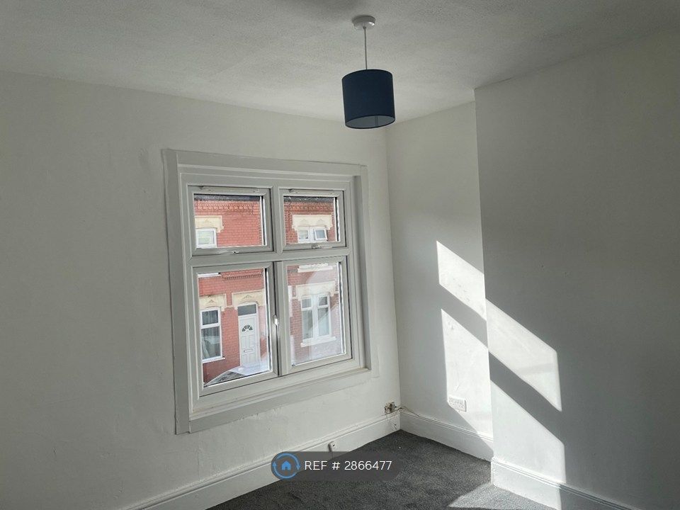 Property photo 3 of 7