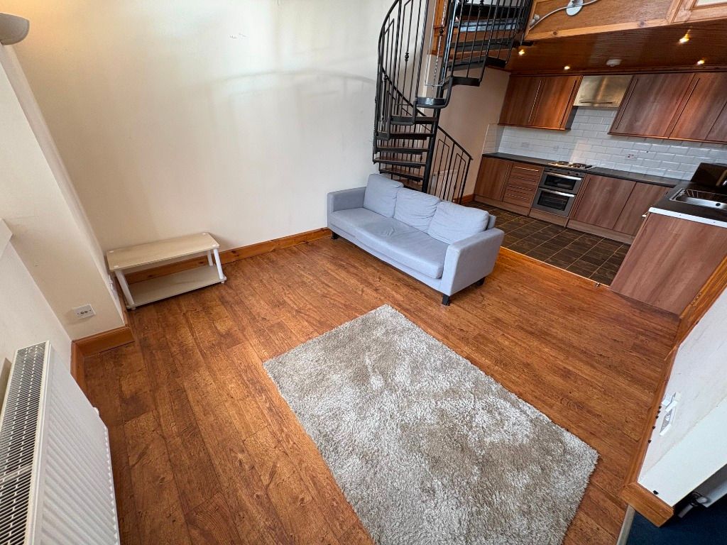 Property photo 2 of 13 Photo 2