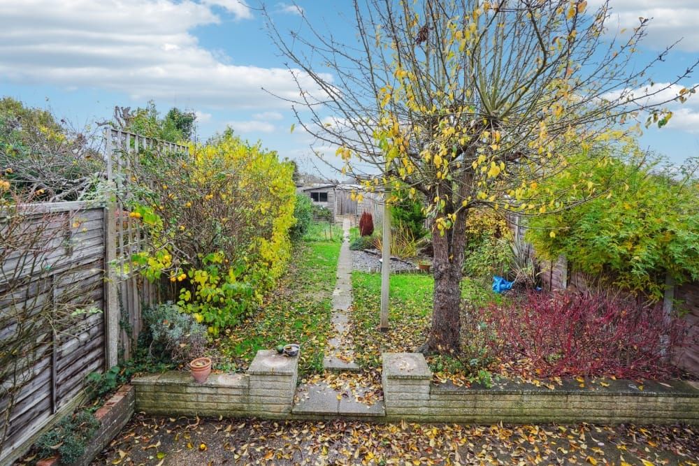 Property photo 2 of 20