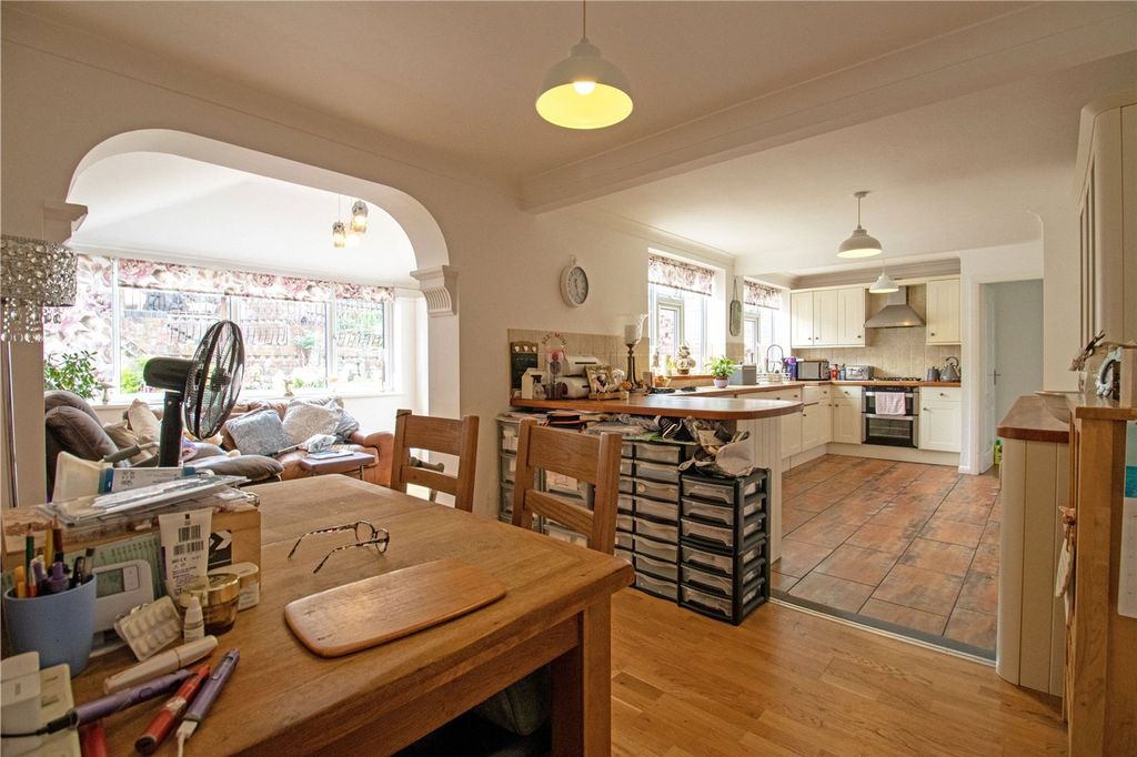 Property photo 2 of 24 Picture No. 05