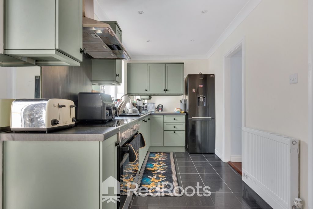 Property photo 3 of 27 5318333