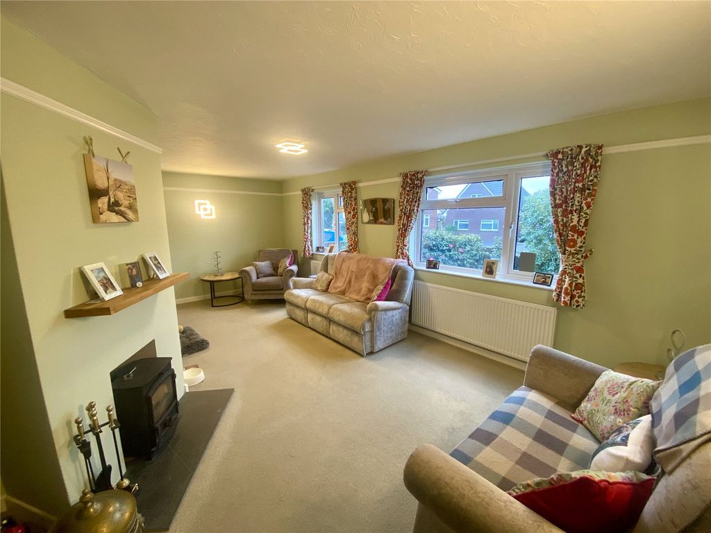 Property photo 2 of 16 Picture No. 07