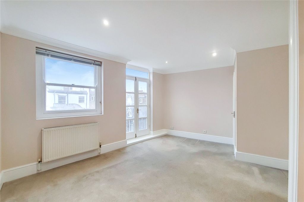 Property photo 3 of 9 Picture No. 04