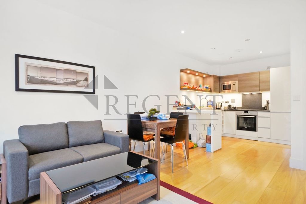 Property photo 3 of 14 Open Plan