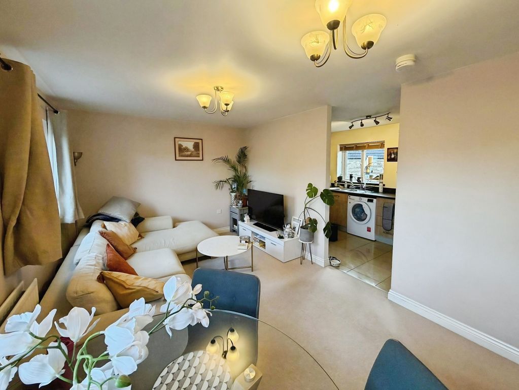 Property photo 3 of 7