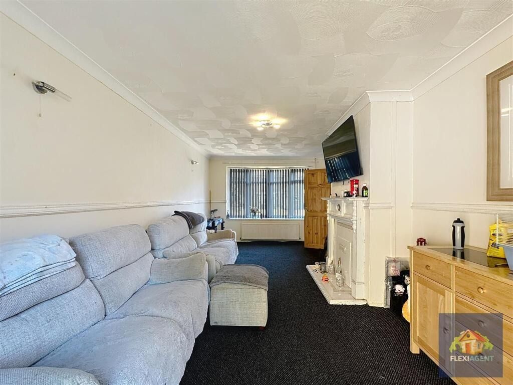 Property photo 3 of 20 4258244