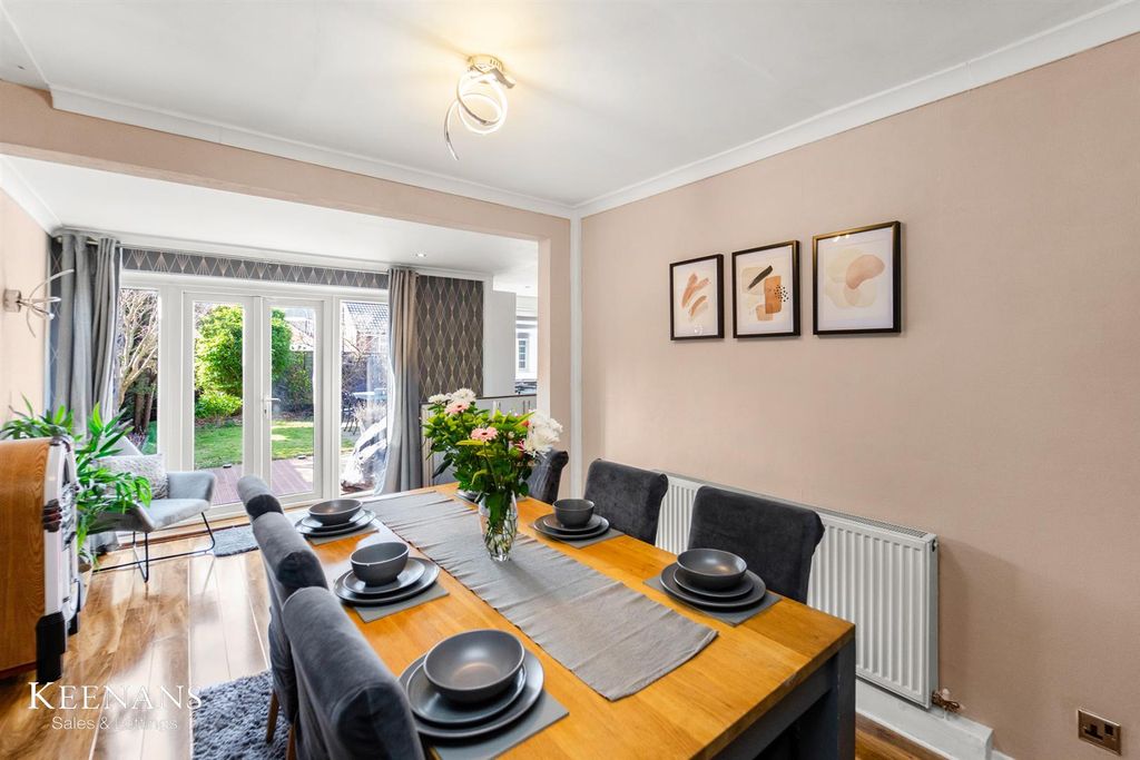 Property photo 3 of 28 5.Jpg