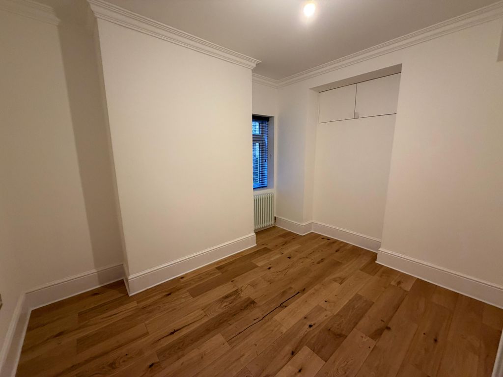 Property photo 3 of 16 Photo 2