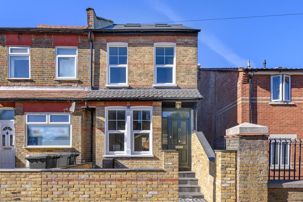 Property photo 3 of 13