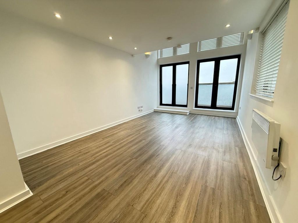 Property photo 2 of 13 10.Jpg