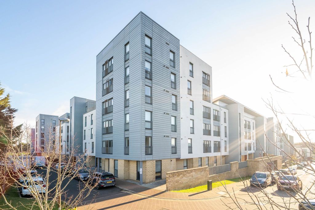 Property photo 1 of 19 Exterior