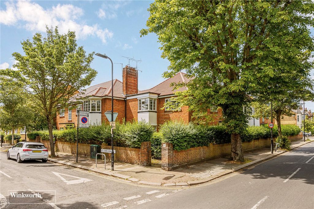 Property photo 1 of 11 Picture No. 10