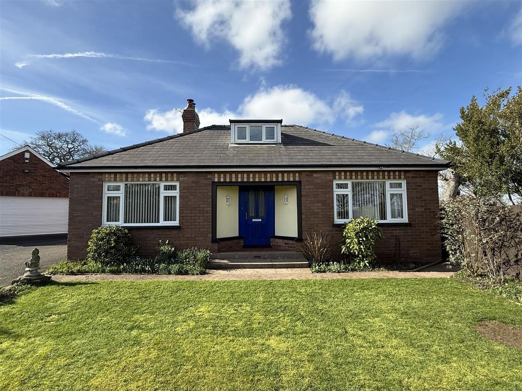 Property photo 2 of 28 Front Aspect