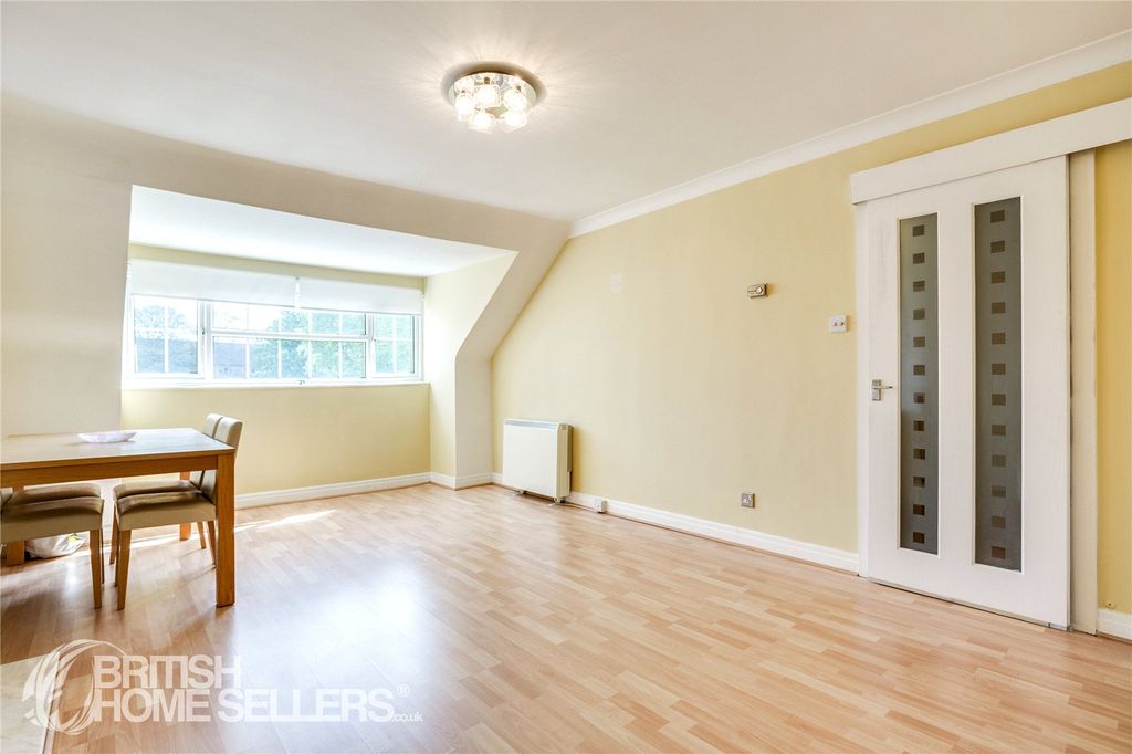 Property photo 3 of 17 Picture No. 20