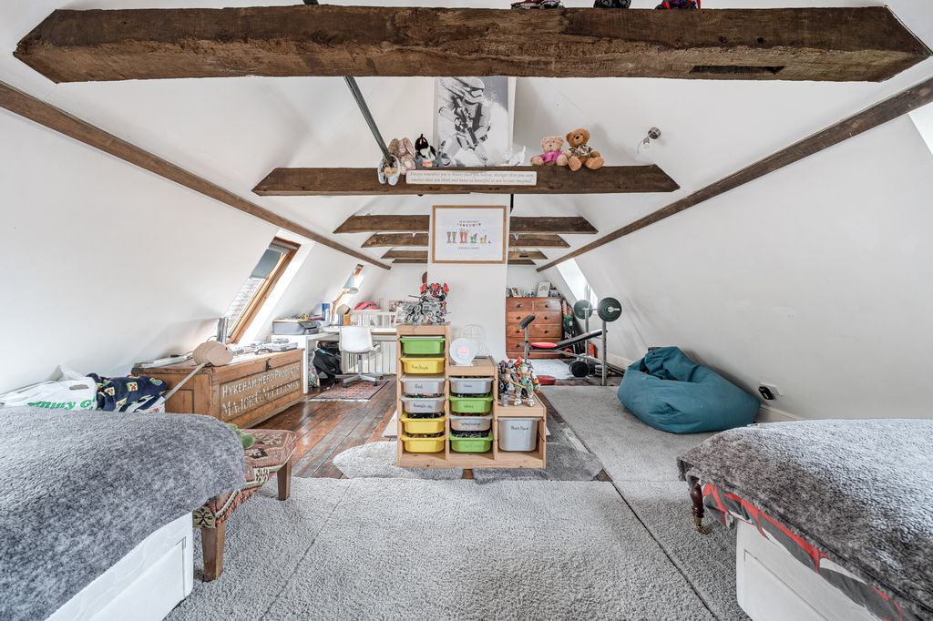 Additional image 16 of 5 bed semi-detached house for saleLondon Road, Marlborough SN8