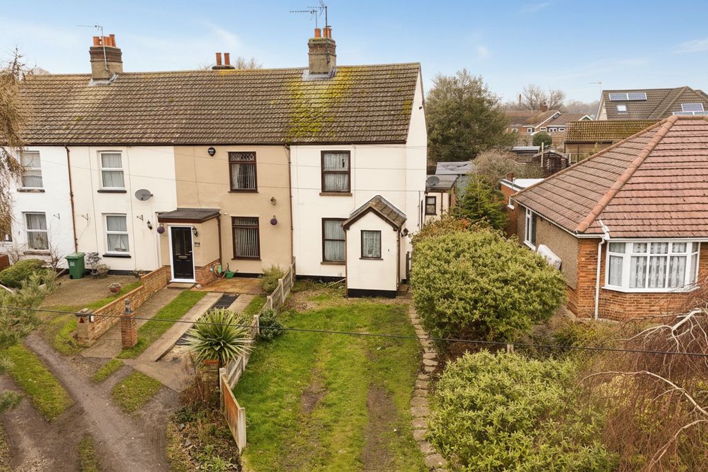 Property photo 3 of 23