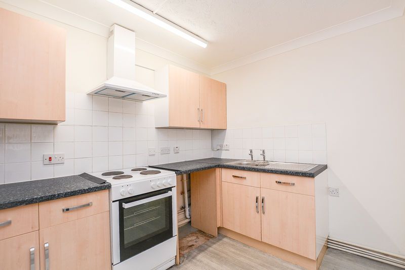 Property photo 3 of 10 Photo 8