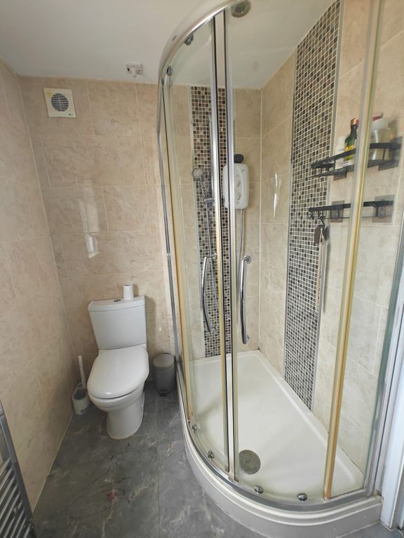 Property photo 2 of 26