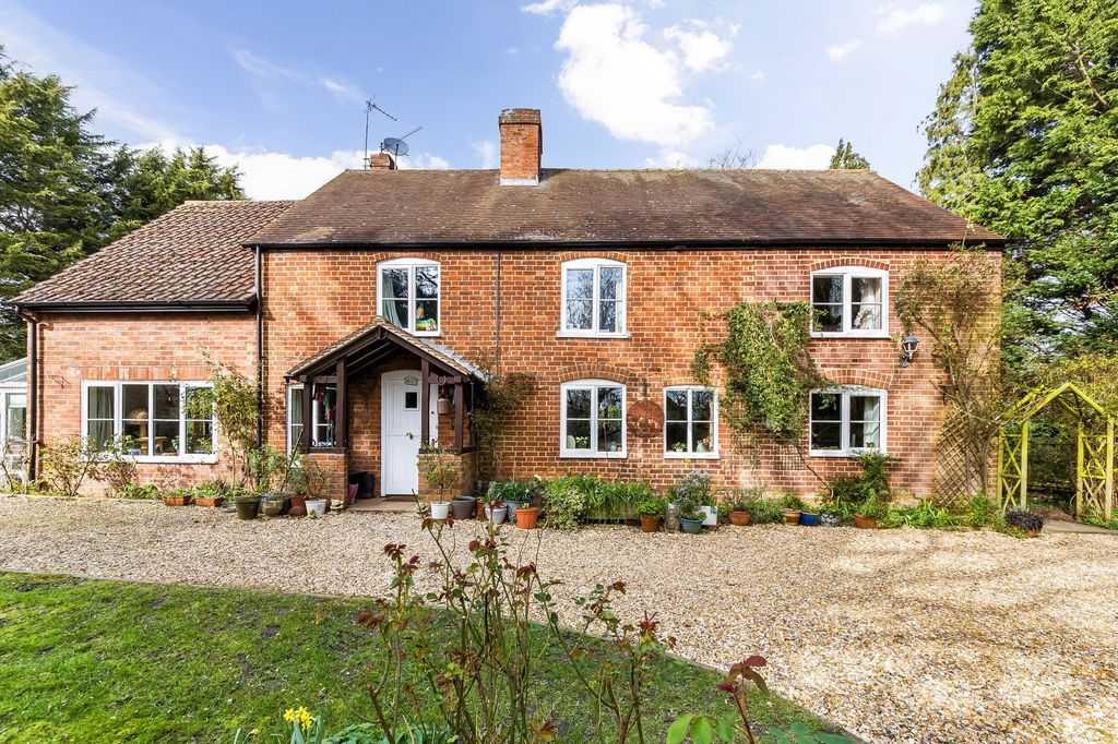 Property photo 1 of 31