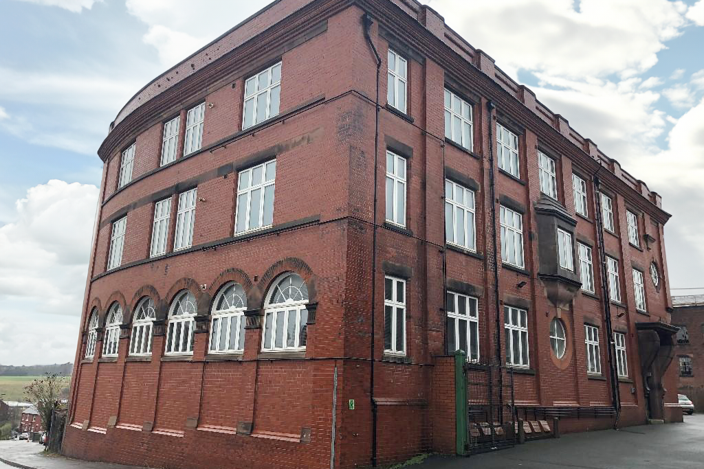 Property photo 1 of 6