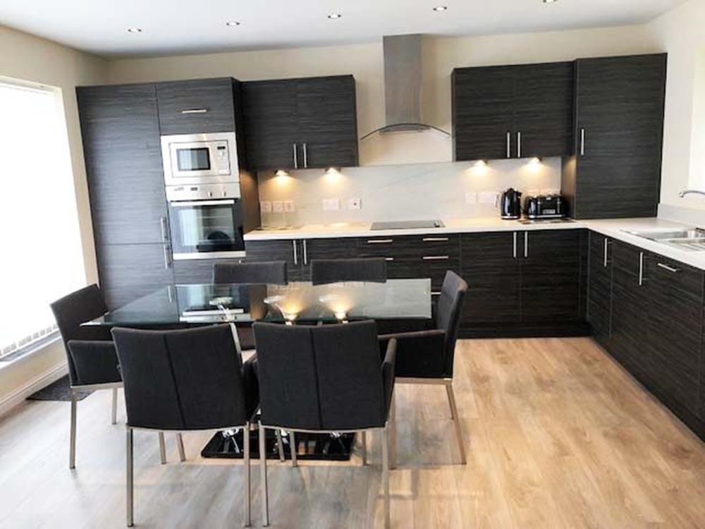 Property photo 2 of 11 4Grc 2 − Copy