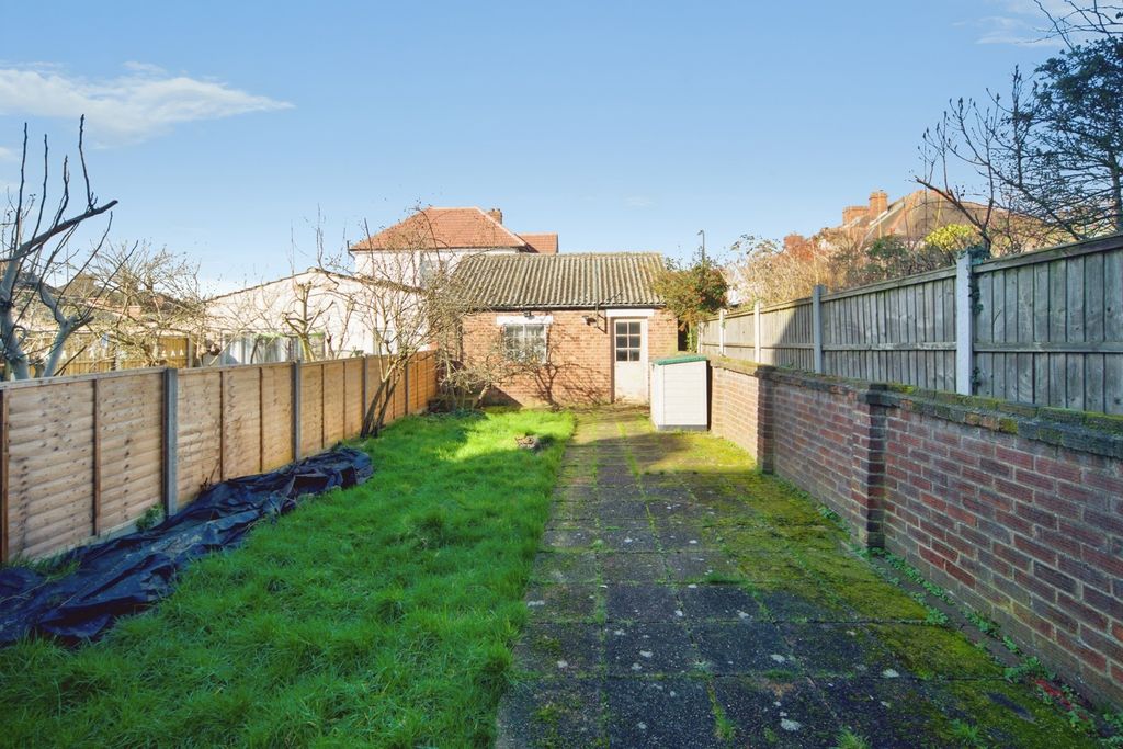 Property photo 2 of 16 Pbox-Img.Jpg