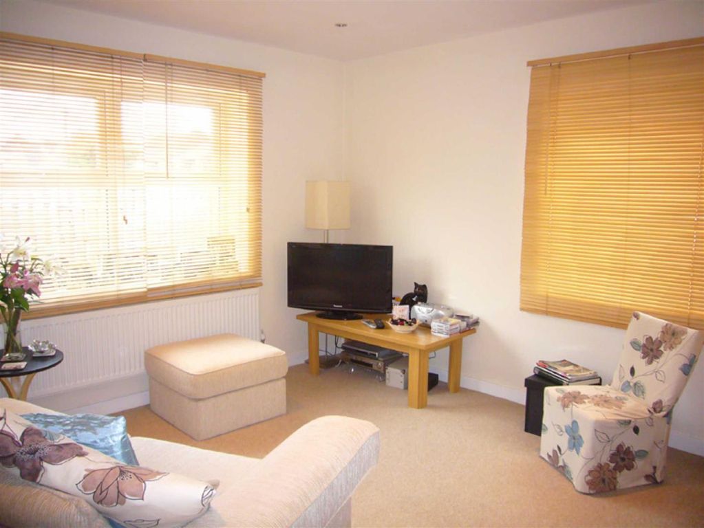 Property photo 2 of 6