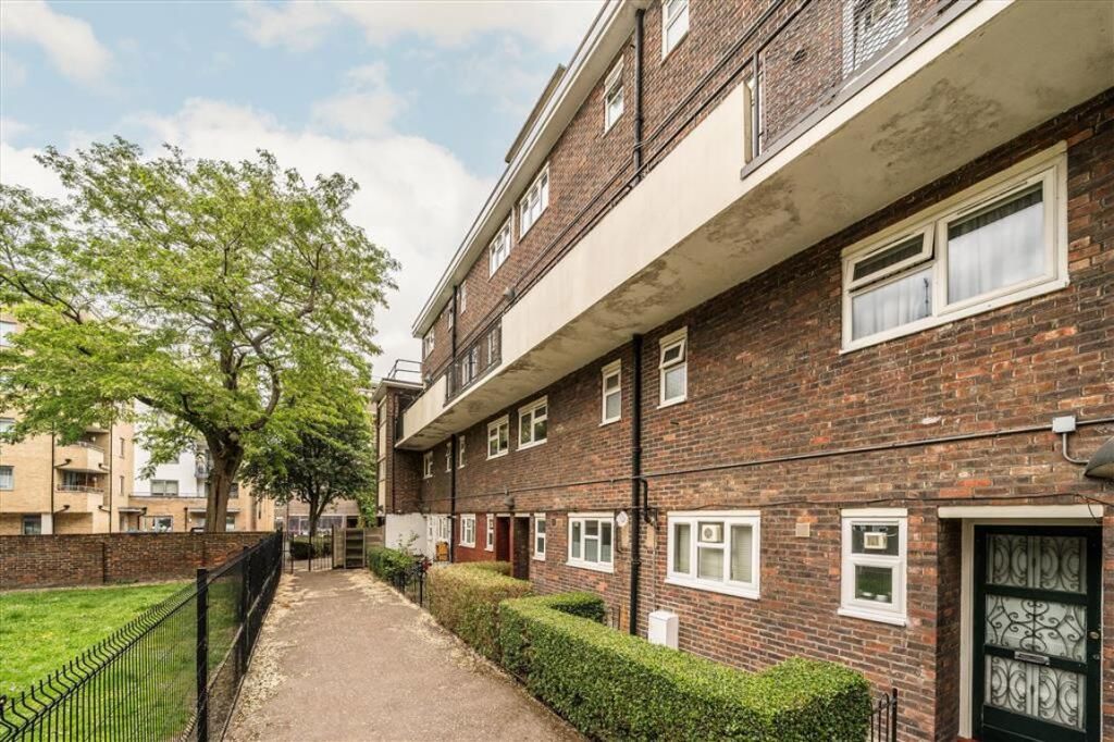Property photo 1 of 2 Fake For Shaftesbury.Jpeg