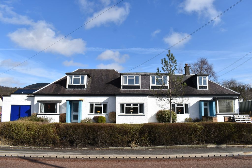 Property photo 1 of 30