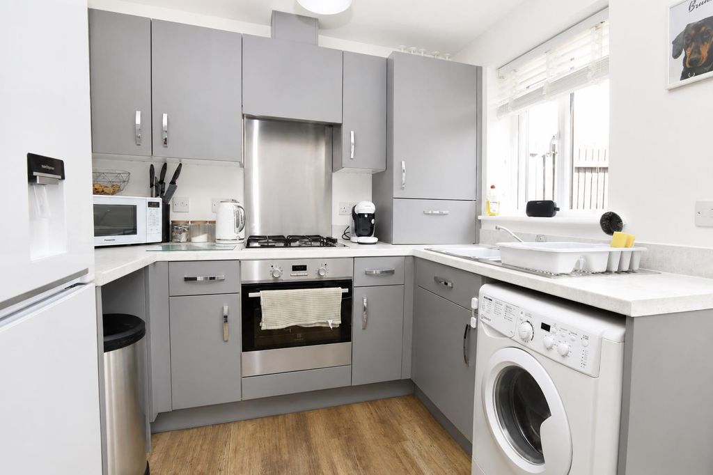 Property photo 3 of 16 190A30Dd-43c5-4Acb-Abf8-B7189Cf2A06A.Png