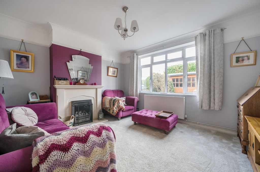 Property photo 3 of 27 1371775-15-6900E8...