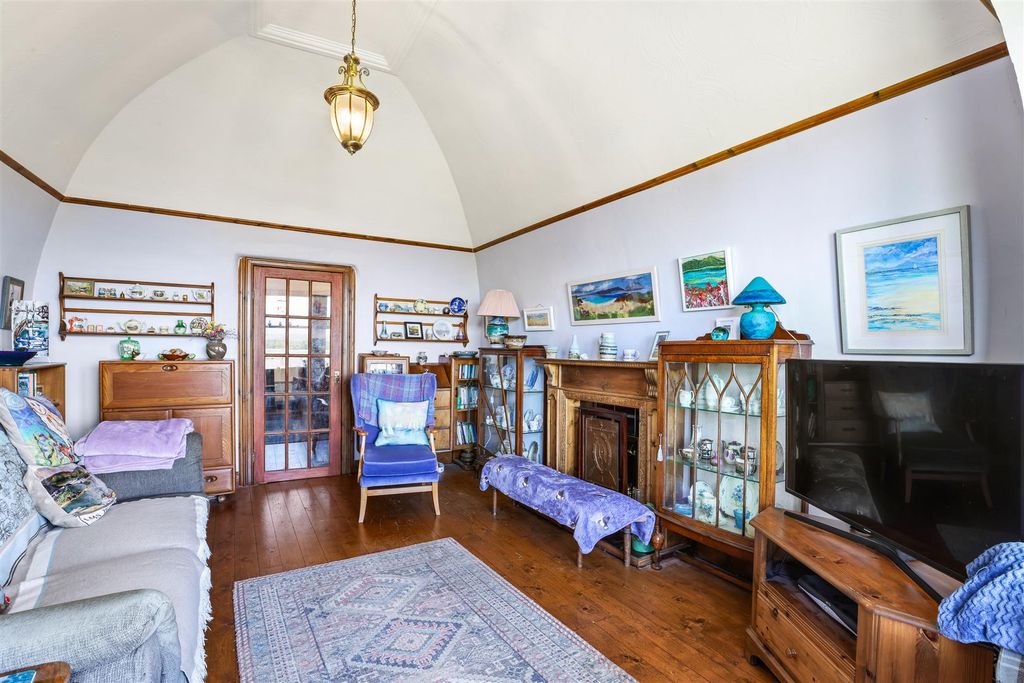 Property photo 3 of 22 4F8A6785.Jpg