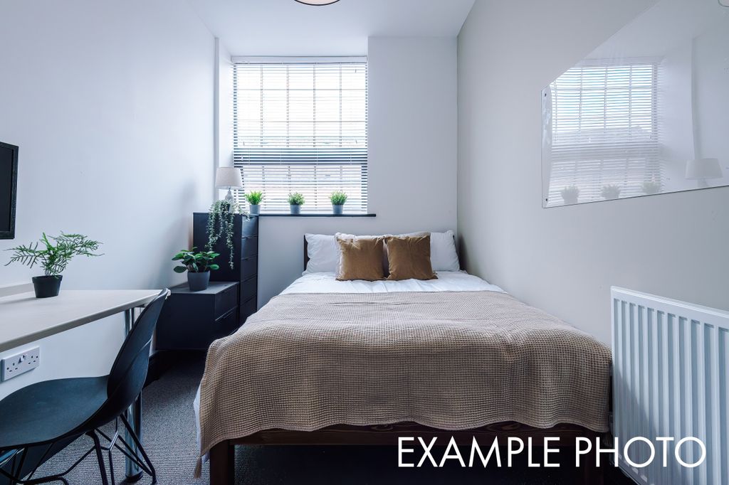 Property photo 3 of 17 Flat N, Hosiery, Example 7