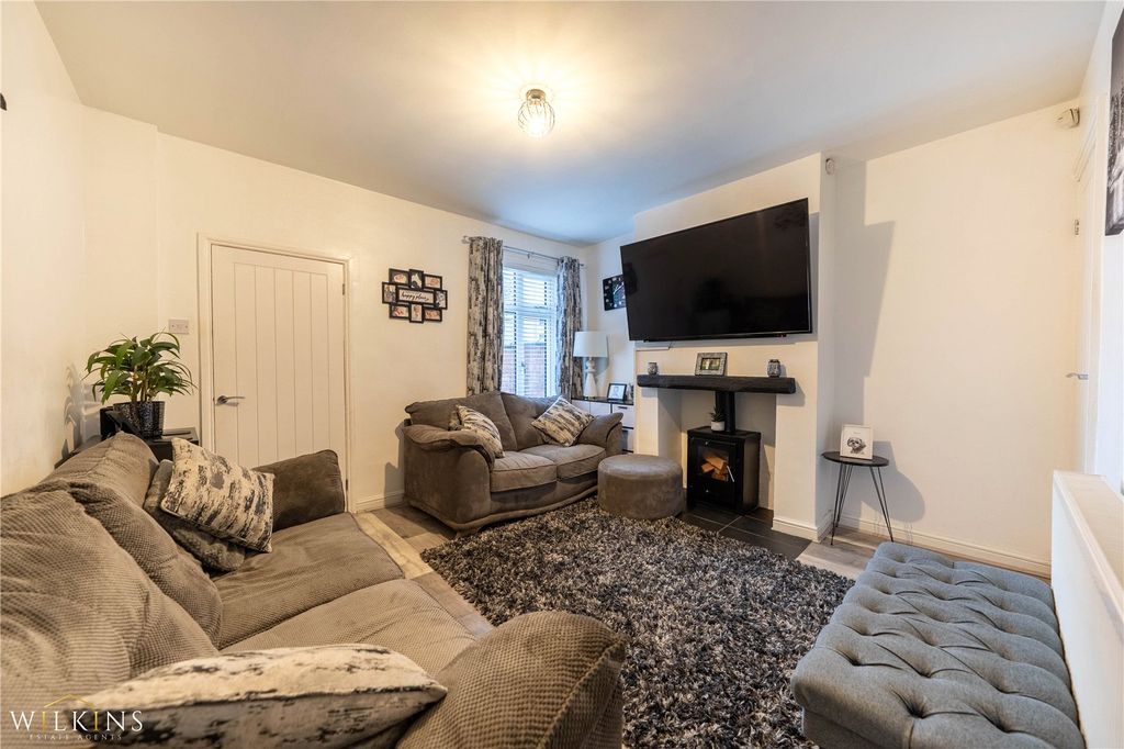 Property photo 3 of 27 Picture No. 06