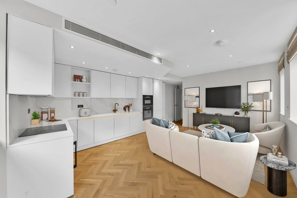 Property photo 2 of 18 69B1339040917-Dsc...