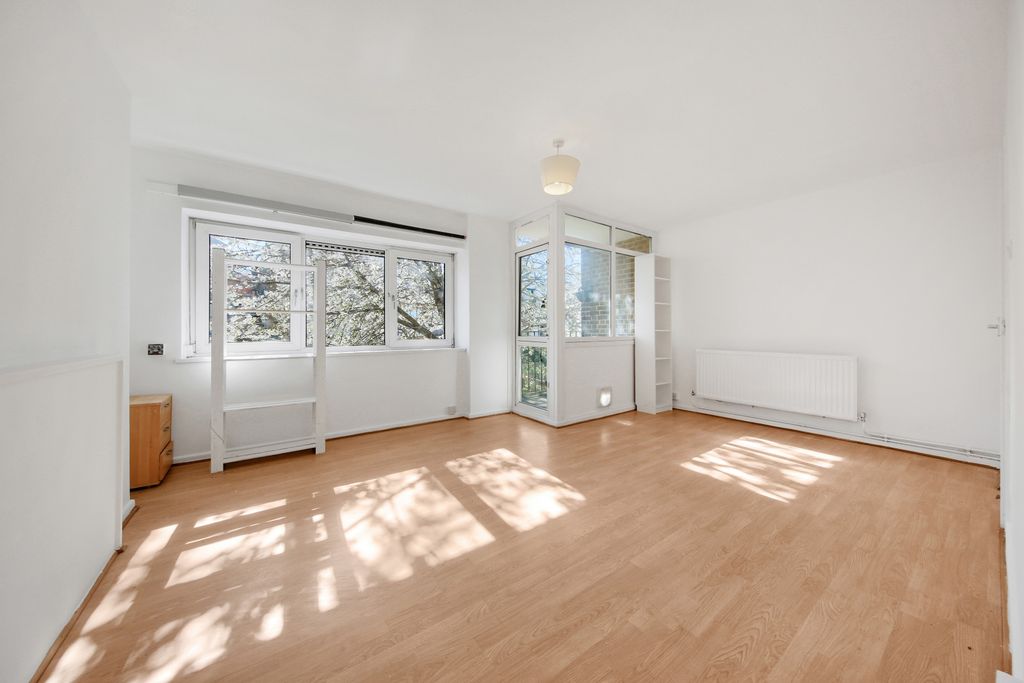 Property photo 1 of 13 Picture No. 15