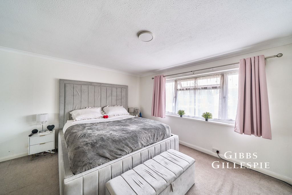 Property photo 2 of 10 Pbox-Img.Jpg