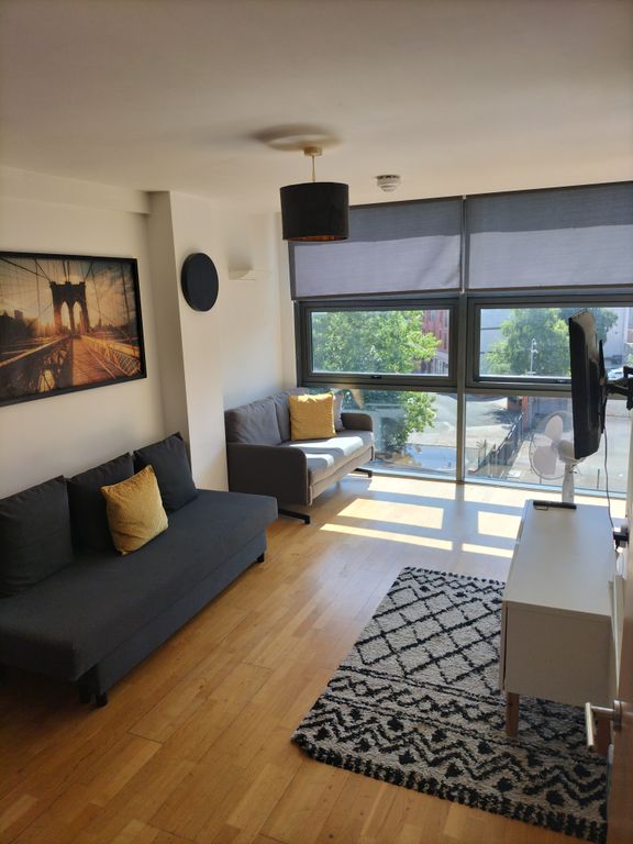 Property photo 2 of 12