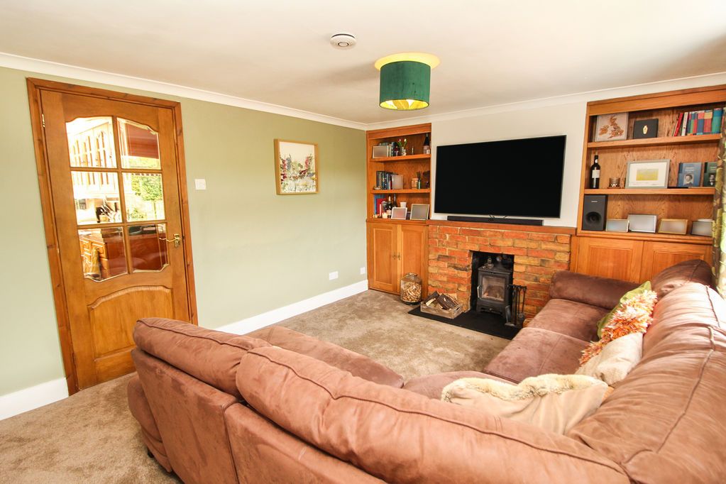Property photo 2 of 24 Living Room