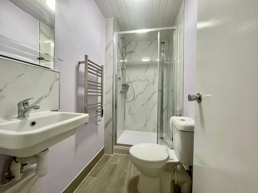 Property photo 3 of 10 Picture No. 05