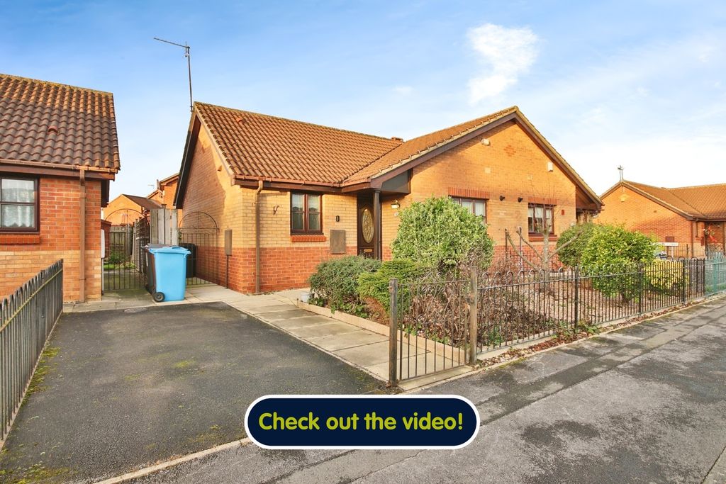 Property photo 1 of 10 2961693