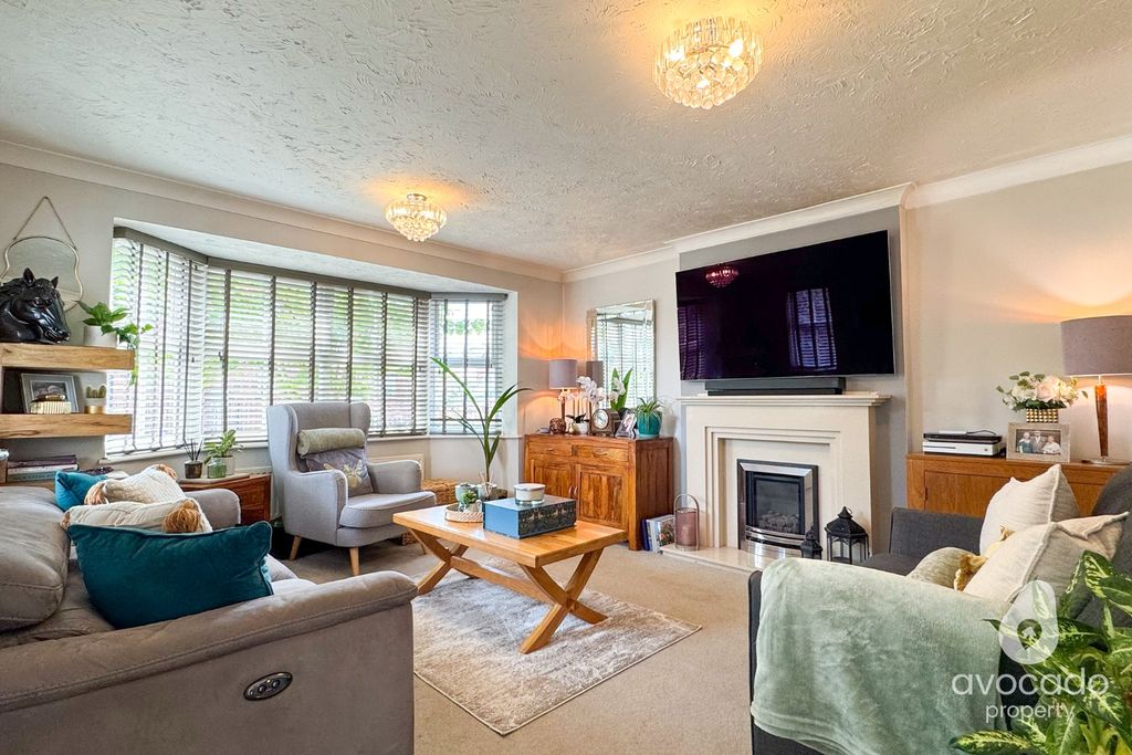 Property photo 3 of 26 4167226