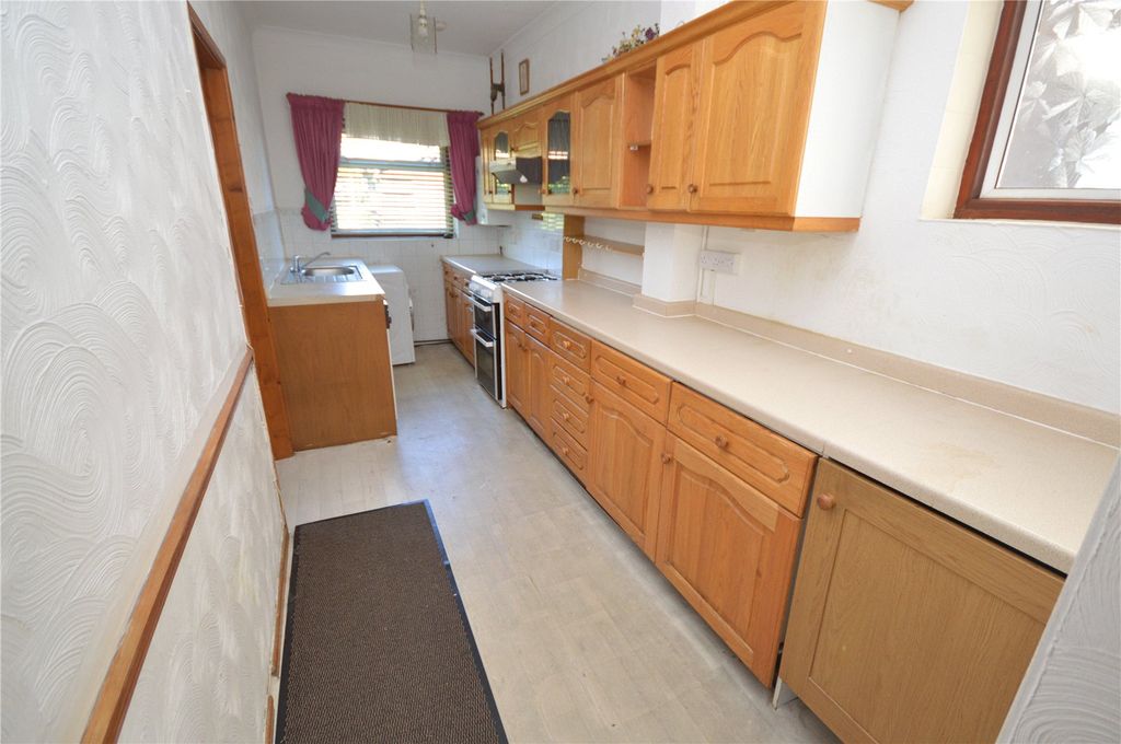 Property photo 3 of 13 Picture No. 10