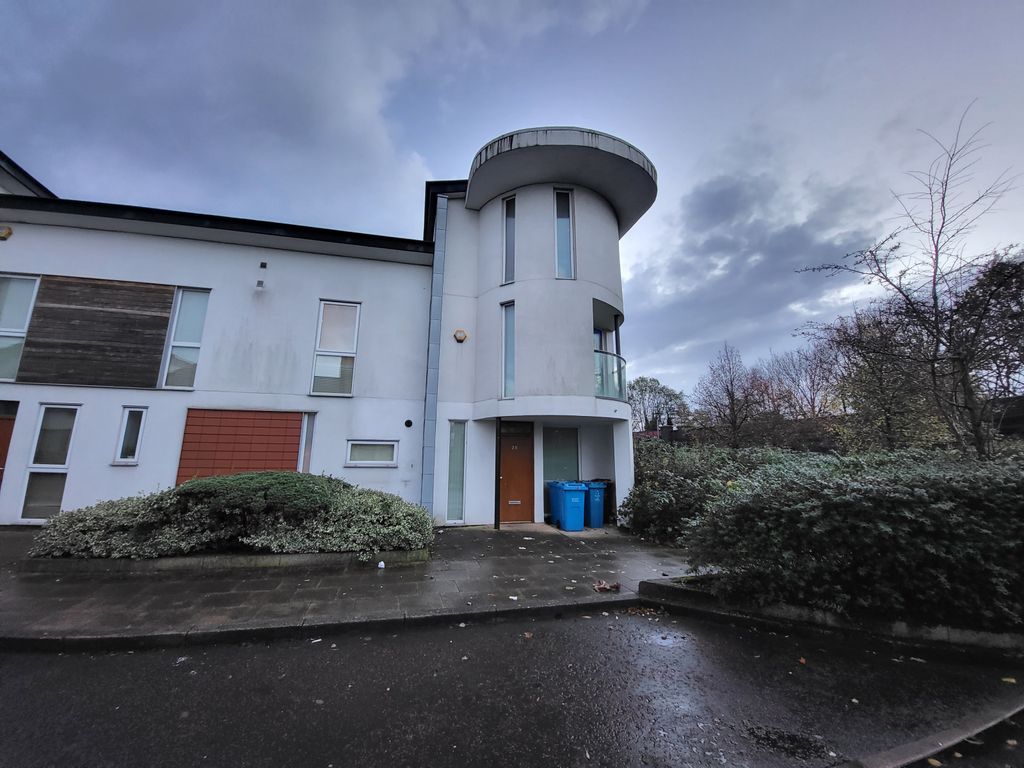 Property photo 1 of 22 4 Bedroom Town House For Rent