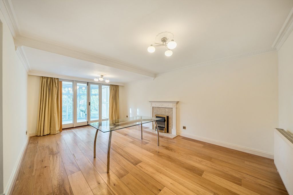 Property photo 2 of 22 1386934-14-692ee1...