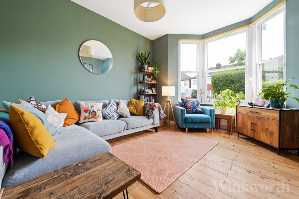 Property photo 2 of 16 Picture No. 02